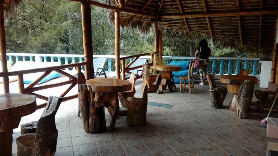 Hosteria La Chorrera Quito Exterior foto