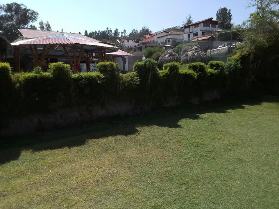 Hosteria La Chorrera Quito Exterior foto