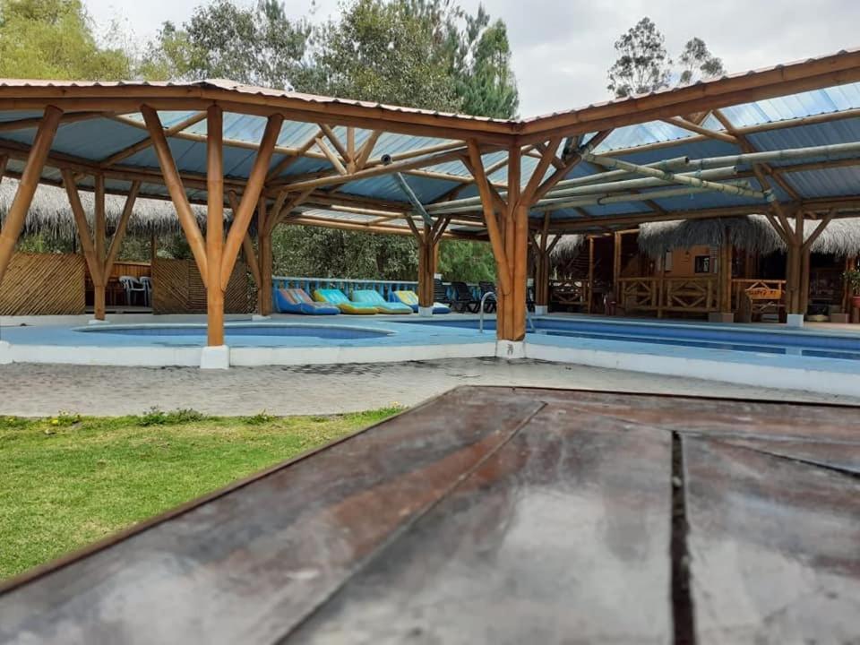 Hosteria La Chorrera Quito Exterior foto